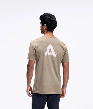 PODIUM TEE