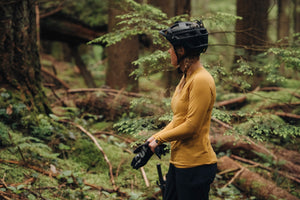 GRYPHON CREW LONG SLEEVE WOMEN'S